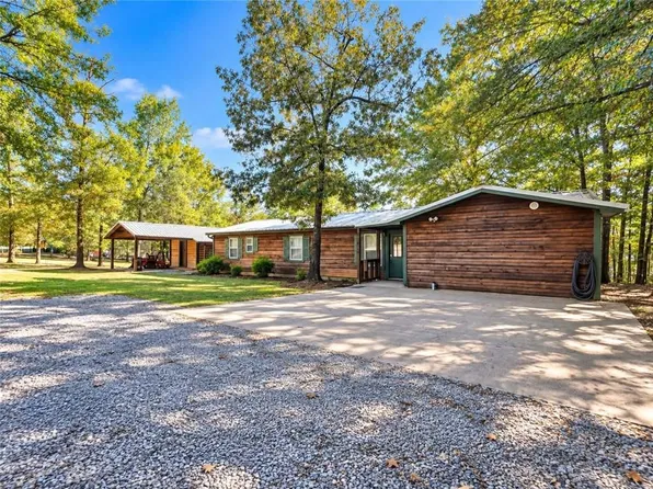 106 Squyres Ln, Montgomery, LA 71454
