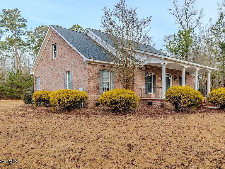 801 Sawmill Landing Rd — Photo 4