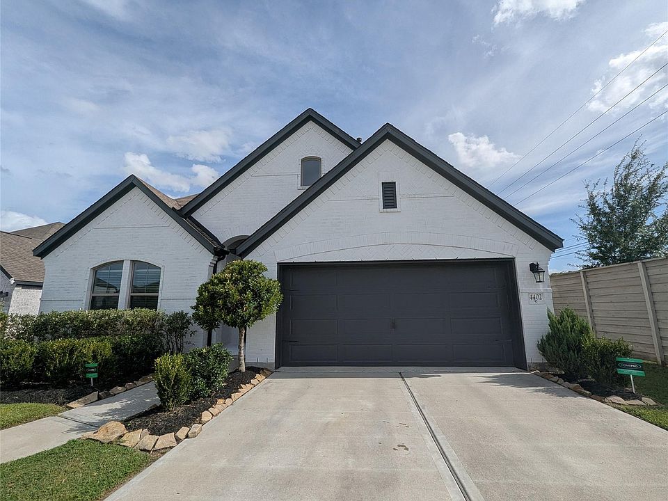 1st image of 4402 Stone Ridge Ln