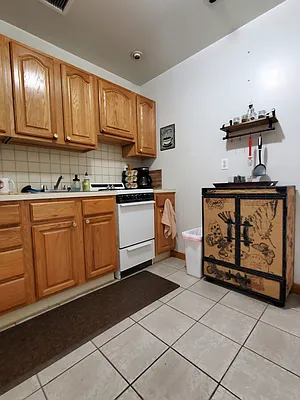 Rented by Guidance Realty Corp. | media 3