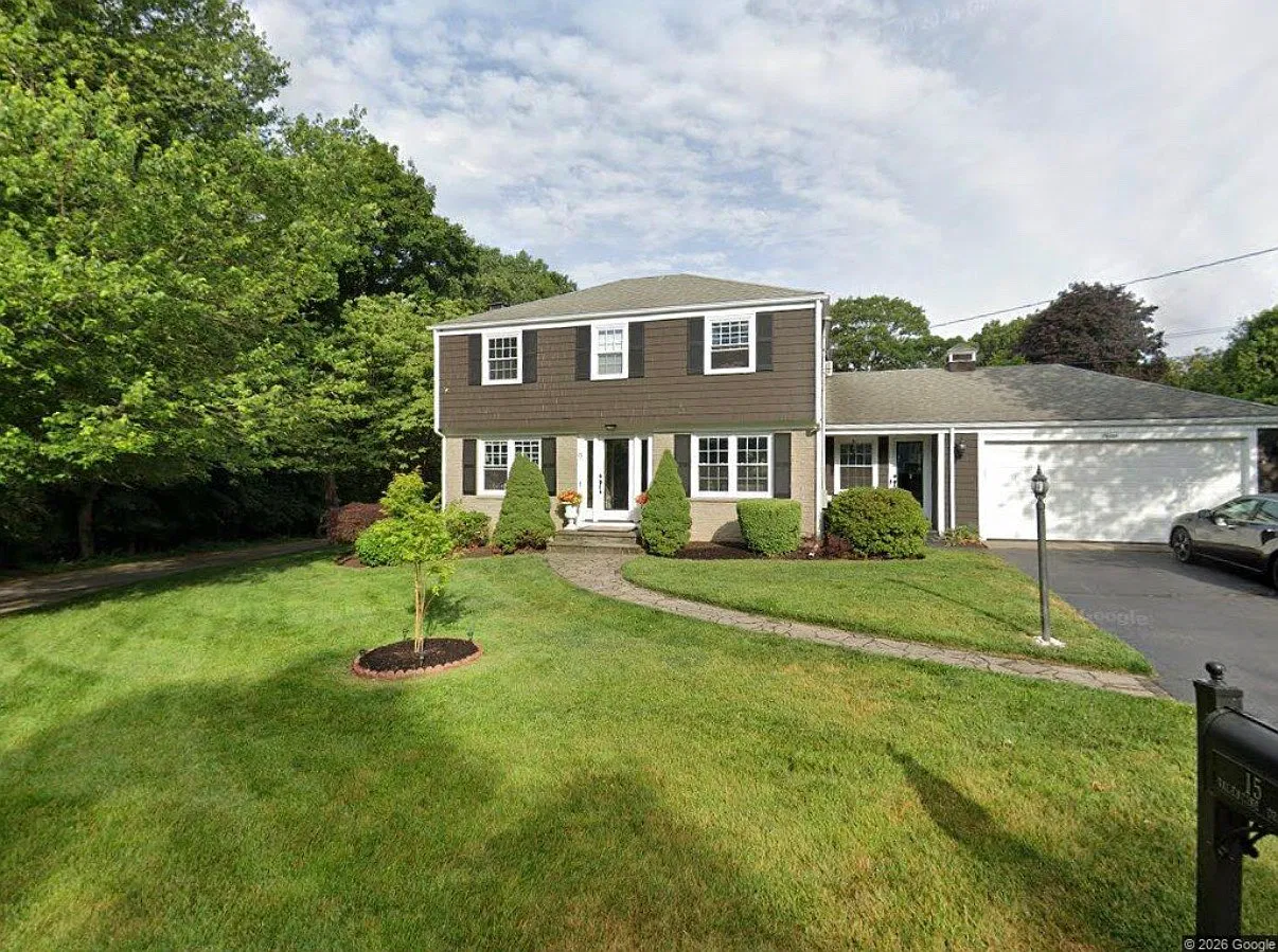 3 bed, 1.5 bath, 1554 sqft, $4,100 — Photo 1