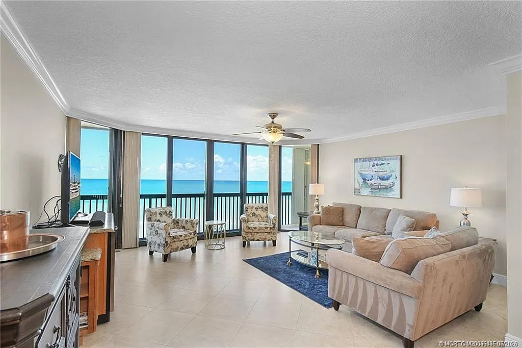 3 bed, 2.0 bath, 1544 sqft, $7,000 — Photo 1