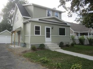 28 Lakevilla Ave, Springfield, MA 01109