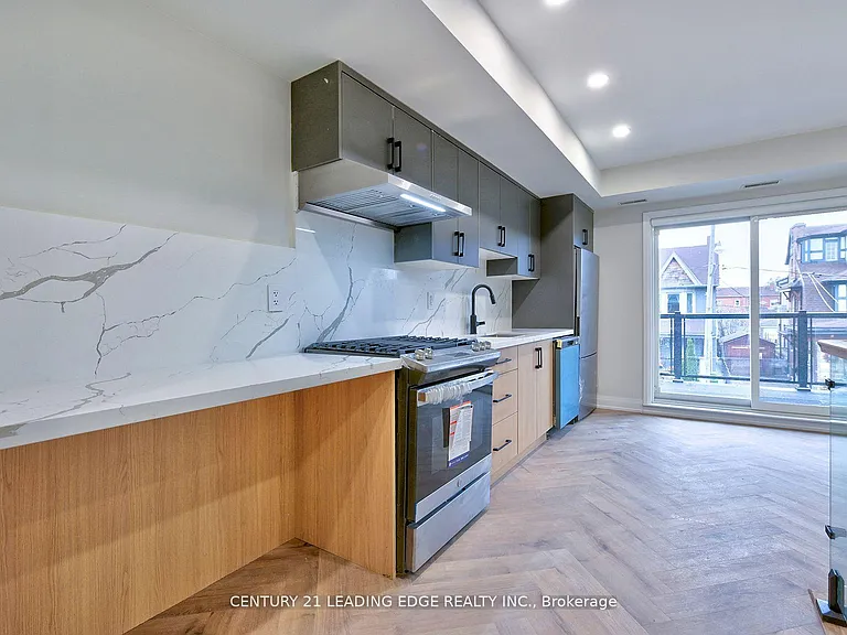 53 Boon Ave #2 — Photo 6