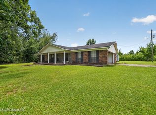 681 Pickens Garnett Rd, Pickens, MS 39146