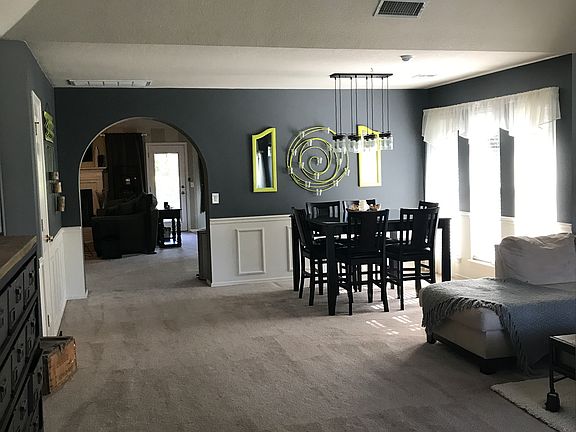 Formal living/dining 