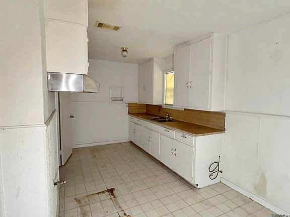 5th image of 6839 Merrydale Ave