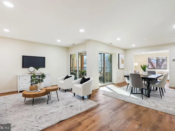 11500 Fairway Dr APT 205, Reston, VA 20190