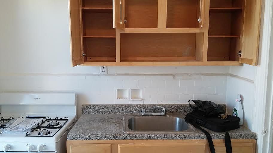 2nd image of 364 E 209th St APT 3A