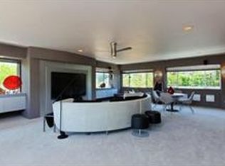 1717 Avocado Rd, Oceanside, CA 92054