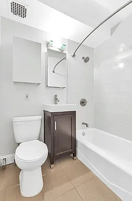 Rented by Station Cities | media 13