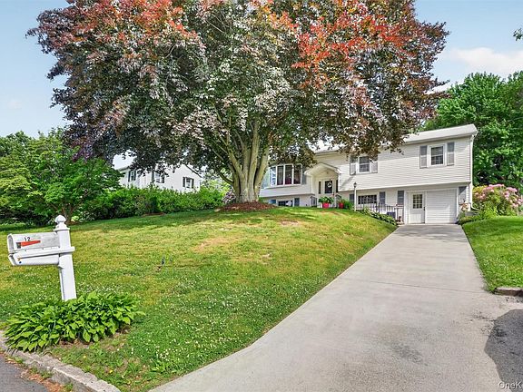 2nd image of 12 Dwyer Lane