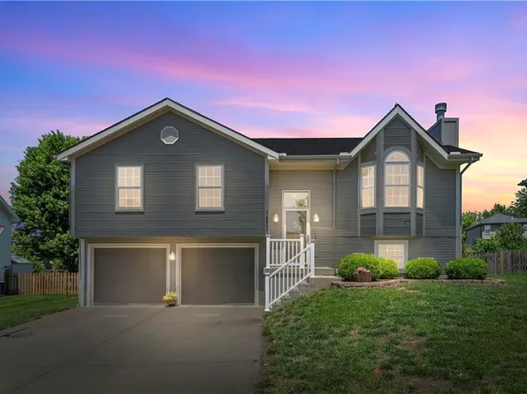9202 NE 115th Ter, Kansas City, MO 64157