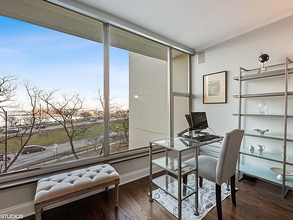 5th image of 3200 N Lake Shore Dr APT 411