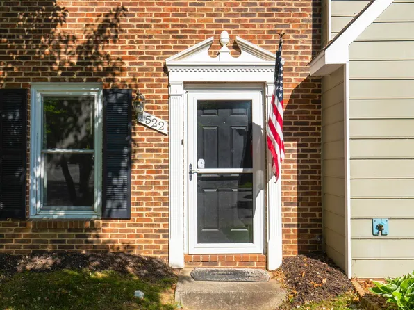 1522 Minor Ridge Ct, Charlottesville, VA 22901