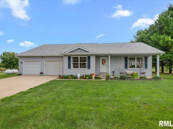 6 Trussell Rd, Jacksonville, IL 62650