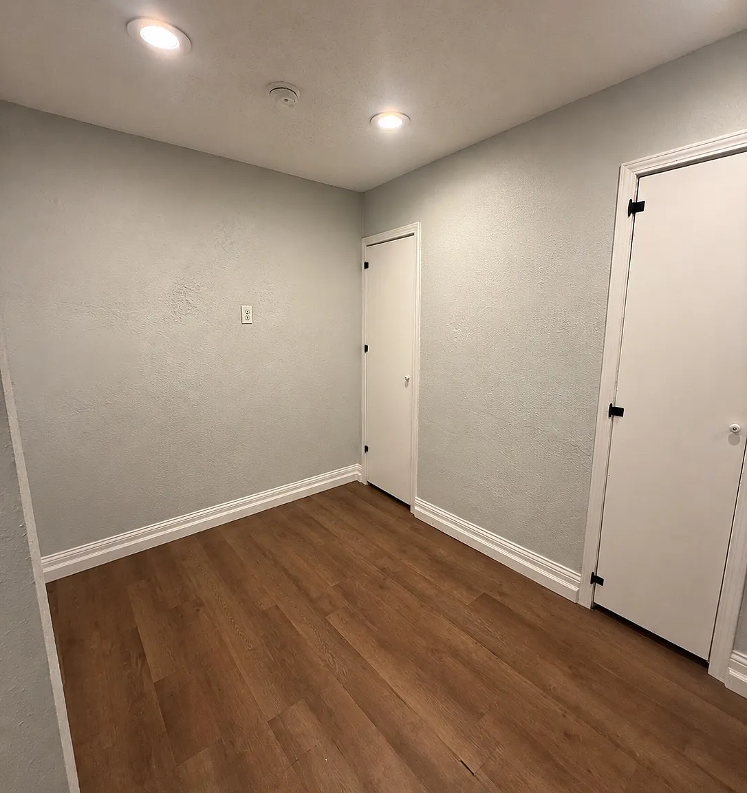 2 bed, 926 sqft, $1,050 — Photo 3