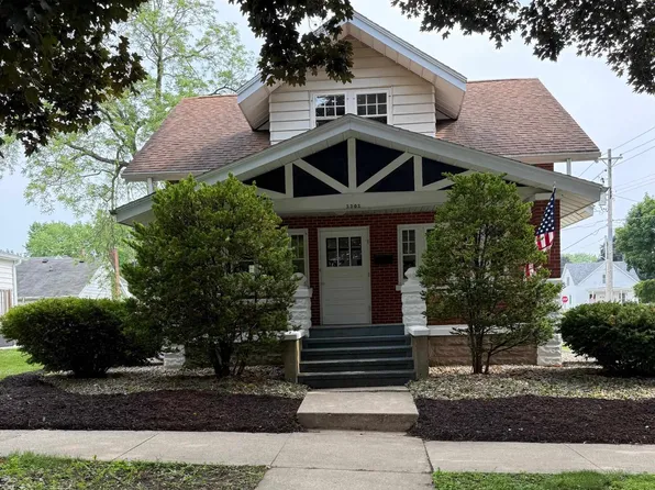 2202 12th St, Monroe, WI 53566