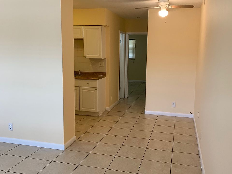 1st image of 2918 Jackson St #16