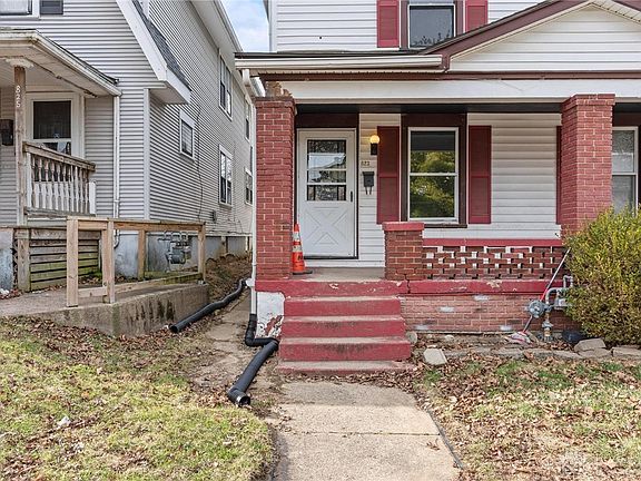 3rd image of 821 Carlisle Ave