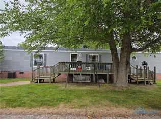 10965 County Rd S, Lyons, OH 43533