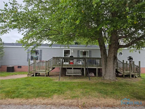 10965 County Rd S, Lyons, OH 43533