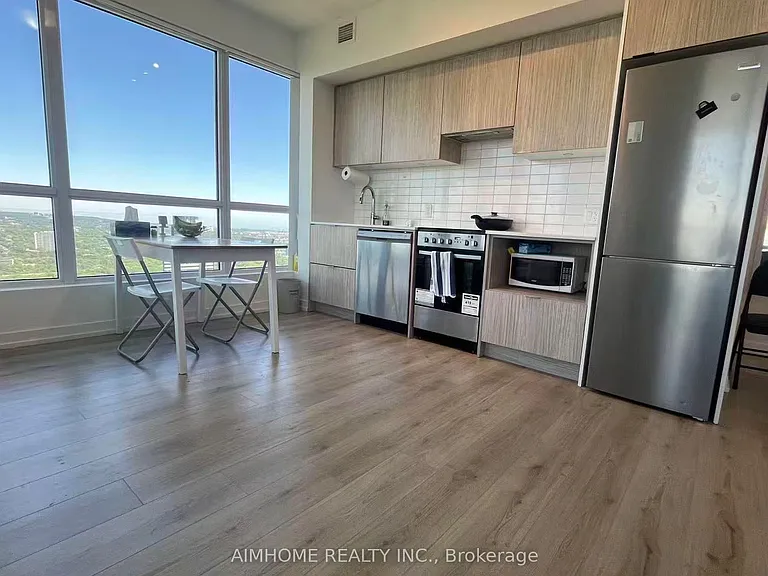 395 Bloor St E #4707 — Photo 1