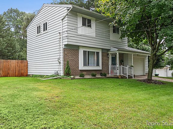 2nd image of 4970 Westshire Dr NW