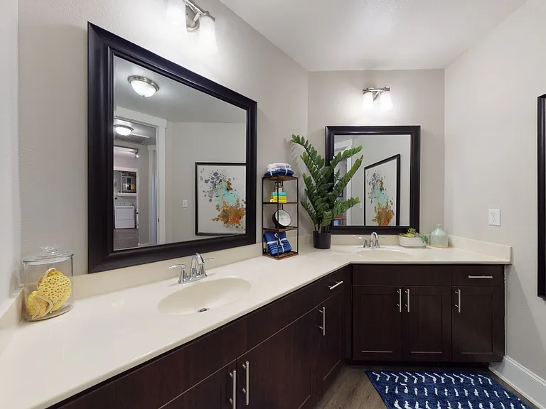 Lofts at Watters Creek Apartments — Photo 9