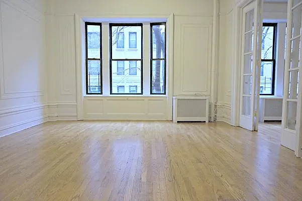 Rented by Metropolitan Equities | media 11