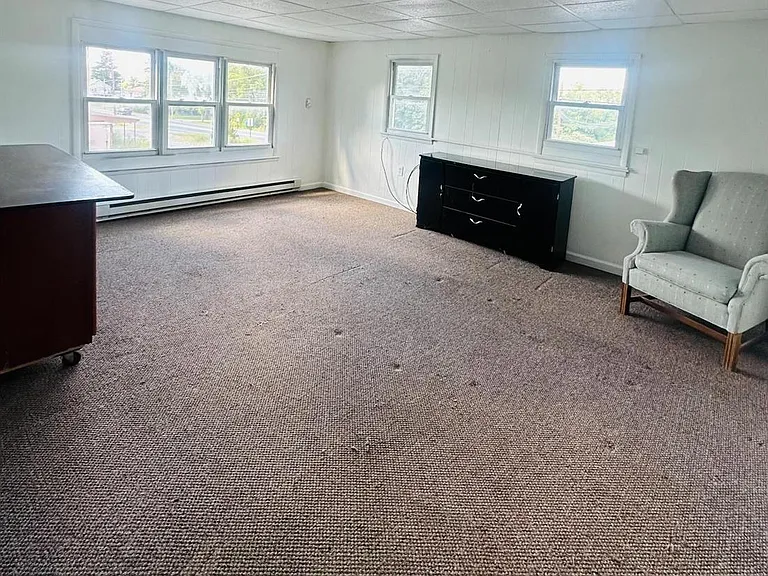2700 E Harrisburg Pike — Photo 4