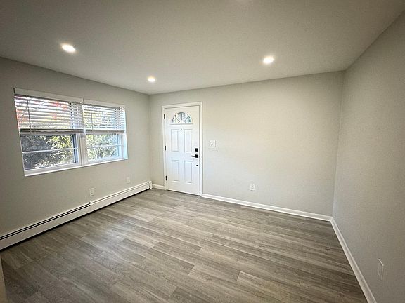 2nd image of 1 Intervale Ave Floor 1