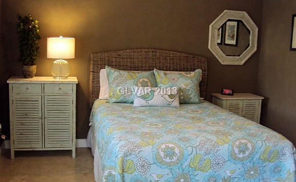 3rd image of 6130 W Azure Dr