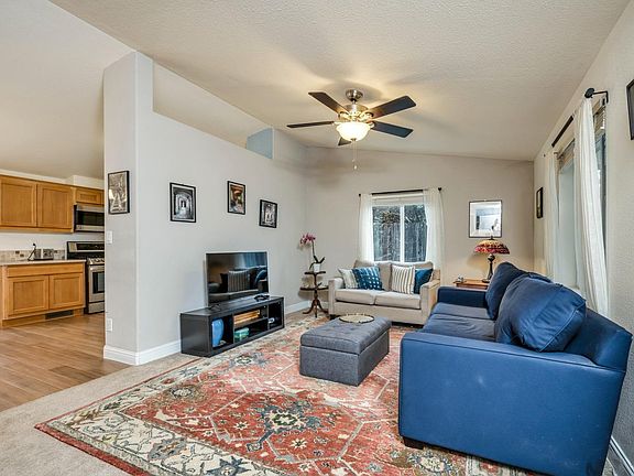 4th image of 31 Chelsea Circle