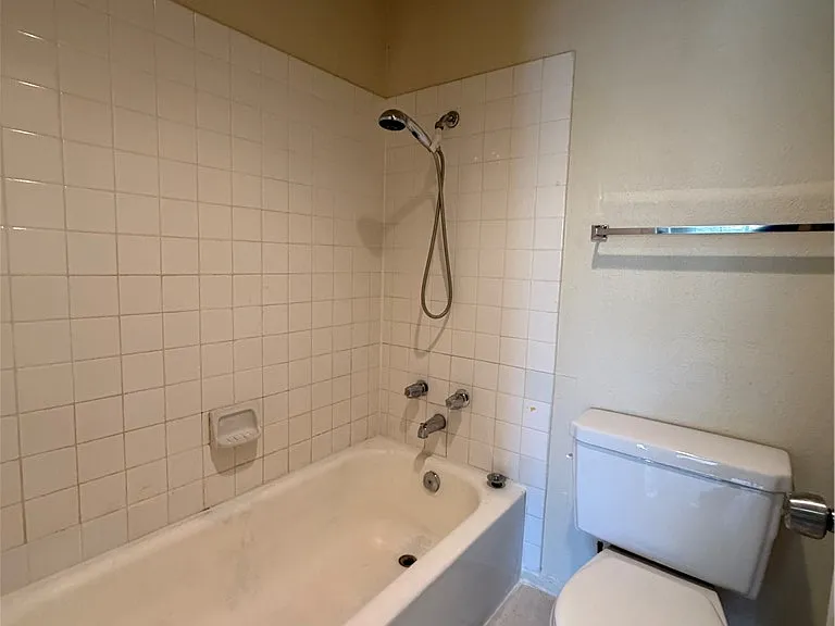 4848 Nara Vista Way #201 — Photo 18