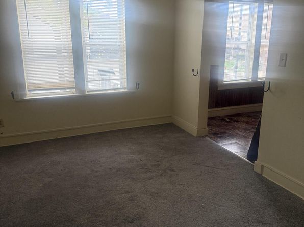 1105A W Hayes Ave