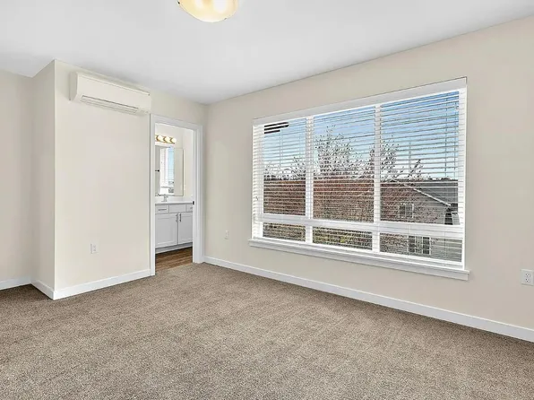 3704 Wardell Ln SE, Lacey, WA 98503