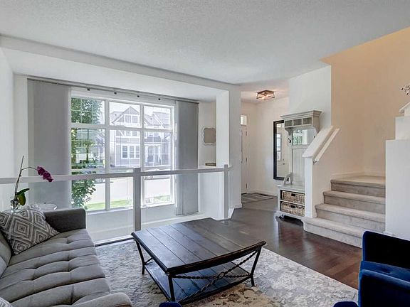 4th image of 1058 SW New Brighton Park SE