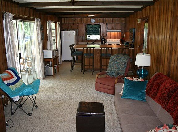 5th image of 3206 Biscayne Dr