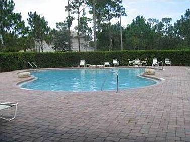 2nd image of 6361 Willoughby Cir