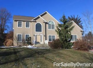 15 Viohl Way, Garnerville, NY 10923