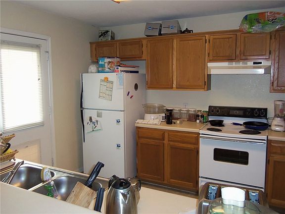 4th image of 7209 Oak Meadow Dr #A