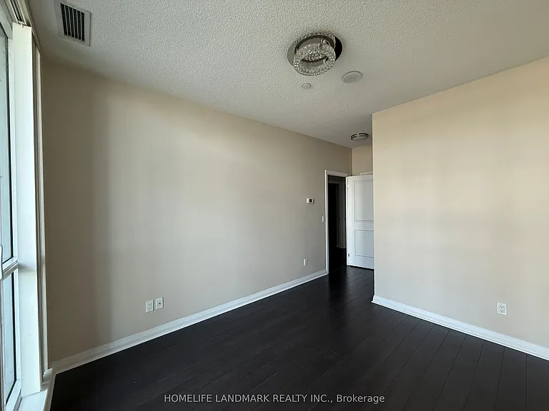 55 Eglinton Ave W #109 — Photo 27