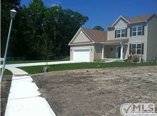 9 Maria Ln, Bayville, NJ 08721