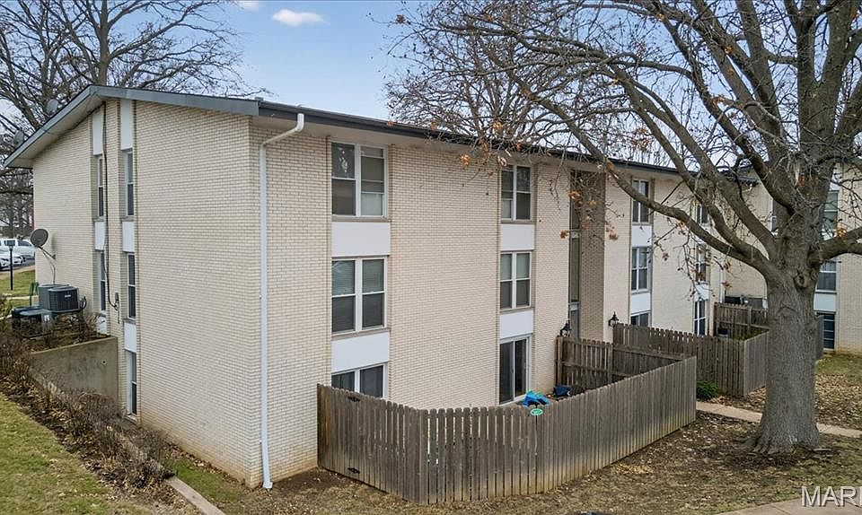 1st image of 10445 Briarbend Dr APT 5