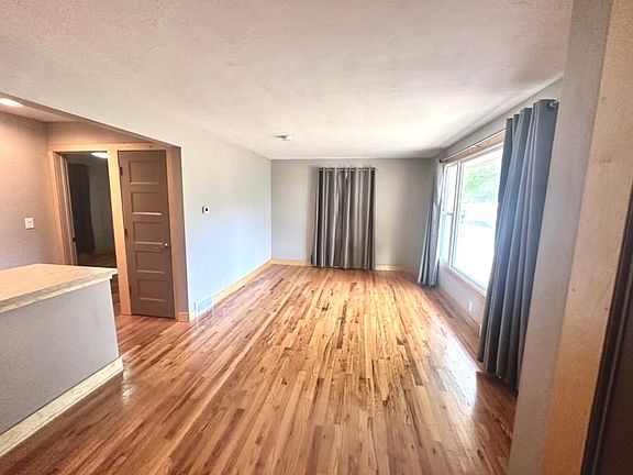 3rd image of 6045 Baldwin Ave #1