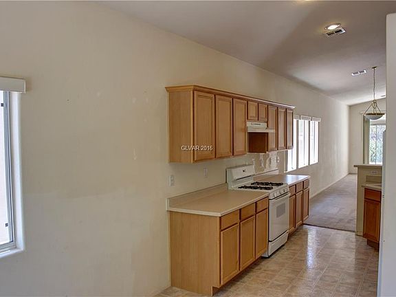 3rd image of 11135 Castellane Dr