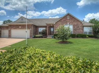 6405 E Fort Worth St, Broken Arrow, OK 74014