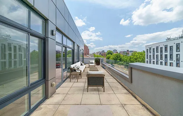 Rented by Platinum Properties | media 9
