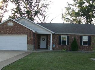 181 Gardenia Dr, Troy, MO 63379